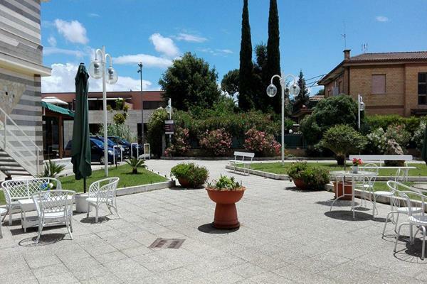 Hotel Centrale Sabaudia Exterior foto